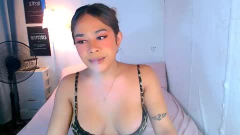mel_rai14 online show from August 2026 06:34:02 AM