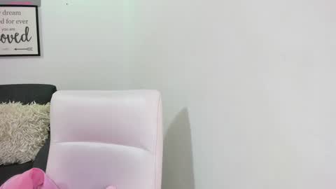 Snapshot of melan_owen chatting on January 2025 10:51:01 AM melan_owen online show from January 2025 10:51:01 AM