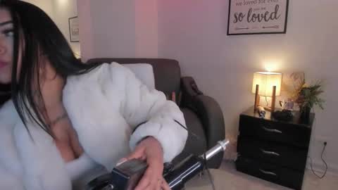 Snapshot of melan_owen chatting on January 2026 11:03:01 AM melan_owen online show from January 2026 11:03:01 AM