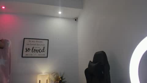 Snapshot of melan_owen chatting on March 2026 10:56:02 AM melan_owen online show from March 2026 10:56:02 AM