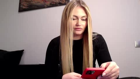 Melania online show from December 2024 04:34:01 PM