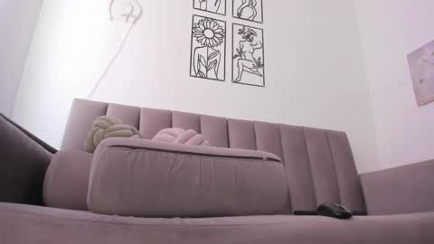 Snapshot of melani_greyy chatting on November 2025 09:15:01 PM melani greyy online show from November 2025 09:15:01 PM