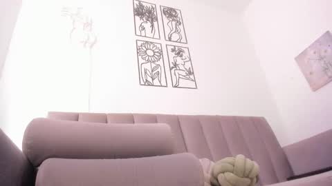 Snapshot of melani_greyy chatting on February 2026 09:30:01 PM melani greyy online show from February 2026 09:30:01 PM