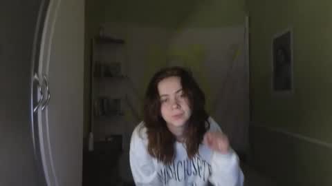 Snapshot of melania____ chatting on November 2025 05:24:02 PM Mila online show from November 2025 05:24:02 PM