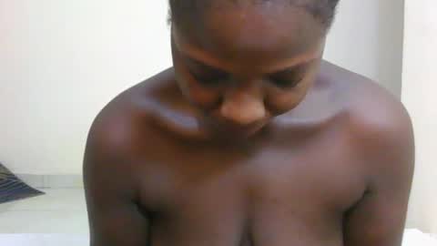 Snapshot of melanie_bae1 chatting on June 2026 05:07:01 AM melanie_bae1 online show from June 2026 05:07:01 AM
