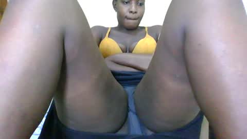 Snapshot of melanie_bae1 chatting on July 2026 04:24:01 PM melanie_bae1 online show from July 2026 04:24:01 PM