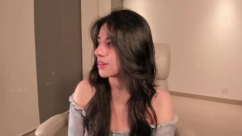 Snapshot of melanie_owo chatting on March 2026 11:48:02 PM Melanie online show from March 2026 11:48:02 PM