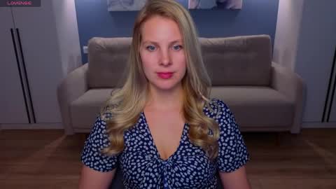Snapshot of melaniebennett chatting on April 2026 12:29:02 PM Melanie Bennett online show from April 2026 12:29:02 PM