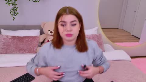 Melanie online show from October 2025 04:07:02 PM