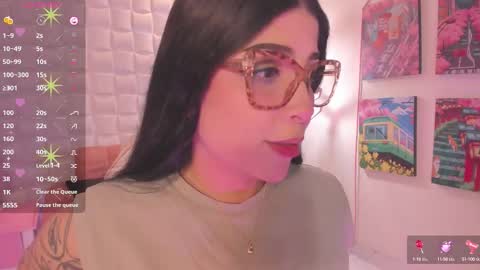 Snapshot of melaniegrayx chatting on September 2025 02:28:01 PM melaniegrayx online show from September 2025 02:28:01 PM