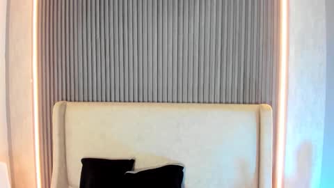 Snapshot of melanieroah1 chatting on March 2026 02:20:01 PM MelanieRoah online show from March 2026 02:20:01 PM