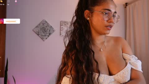 Snapshot of melanieryann_ chatting on January 2025 06:38:01 AM Ig melysweet   online show from January 2025 06:38:01 AM