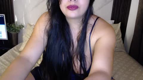 Snapshot of melaniex05 chatting on April 2026 04:32:02 AM Melanie online show from April 2026 04:32:02 AM