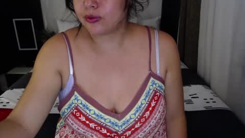 Snapshot of melaniex05 chatting on April 2026 04:48:01 AM Melanie online show from April 2026 04:48:01 AM