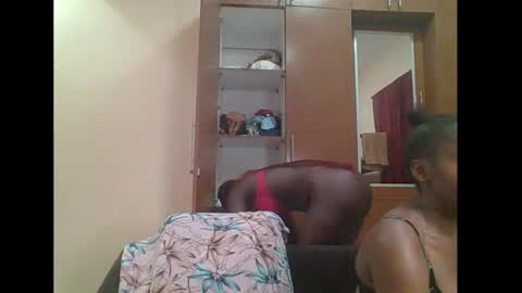 Snapshot of melanin_bae chatting on October 2025 03:22:02 PM Baby online show from October 2025 03:22:02 PM