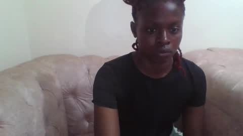 Snapshot of melanique23 chatting on April 2026 08:07:01 PM melanique23 online show from April 2026 08:07:01 PM