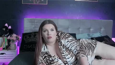 melanniebrown online show from December 2024 03:32:01 AM