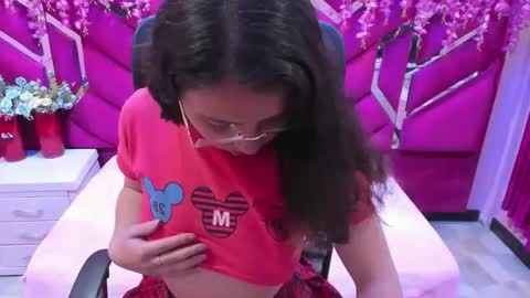 Melany online show from November 2025 12:15:02 PM