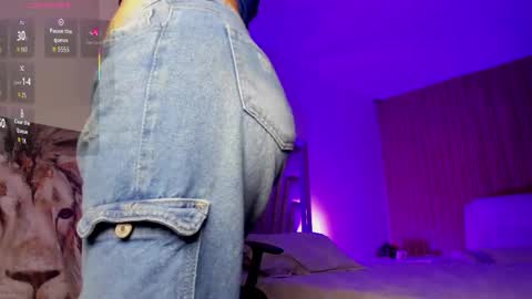 MelanyLuv online show from November 2025 08:22:02 PM