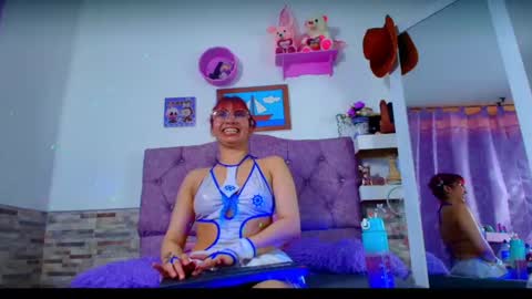 Melanny taylor online show from November 2025 08:19:02 PM