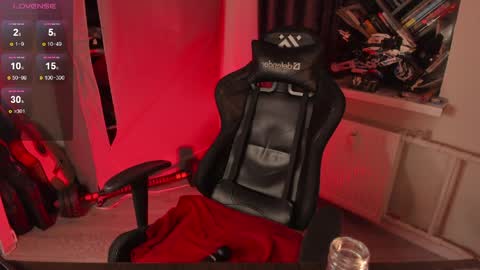 Snapshot of melante_s chatting on April 2026 07:25:01 PM Ash online show from April 2026 07:25:01 PM