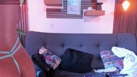 Melany online show from November 2025 12:59:02 PM