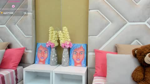 Melanie online show from January 2025 11:35:01 AM