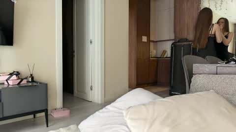 Snapshot of melanybunny chatting on May 2026 02:44:02 PM Adel online show from May 2026 02:44:02 PM
