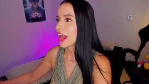Snapshot of melanyrouse1 chatting on June 2026 07:35:02 PM melanyrouse1 online show from June 2026 07:35:02 PM