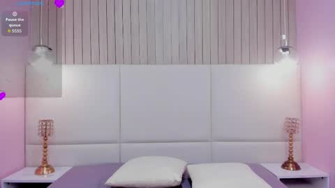 Melany online show from June 2026 12:00:02 PM
