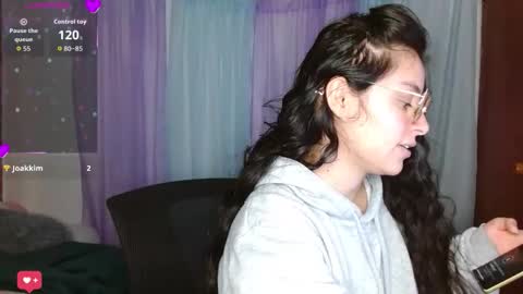 Snapshot of meli_1212 chatting on September 2025 06:51:02 PM meli_1212 online show from September 2025 06:51:02 PM