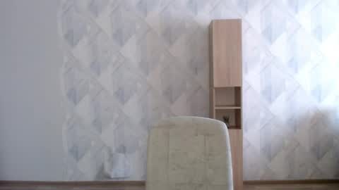 Snapshot of melina_beauty chatting on April 2026 07:17:01 AM Melina online show from April 2026 07:17:01 AM