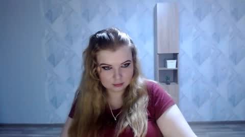 Snapshot of melina_beauty chatting on May 2026 09:54:02 PM Melina online show from May 2026 09:54:02 PM