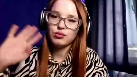 Sofia online show from April 2026 01:05:01 PM