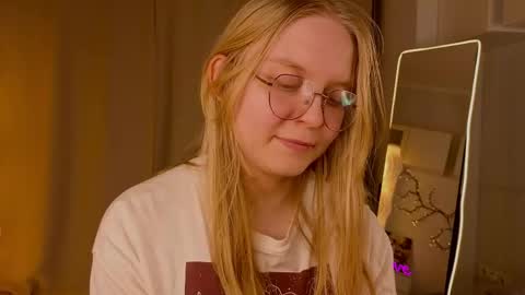 Alice - online show from April 2026 08:47:01 PM