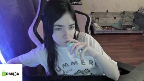 Snapshot of melisanilson chatting on February 2025 04:19:02 AM melisanilson online show from February 2025 04:19:02 AM