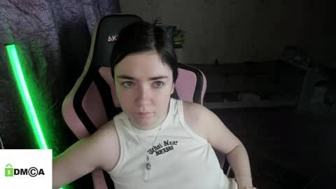 Snapshot of melisanilson chatting on April 2026 03:04:01 AM melisanilson online show from April 2026 03:04:01 AM