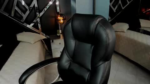 melissa_23_ online show from February 2025 11:43:01 PM