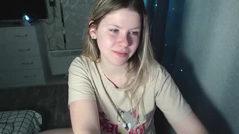 Snapshot of melissa__ray chatting on March 2025 09:03:02 PM Melissa Ray online show from March 2025 09:03:02 PM