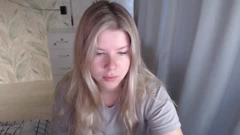 Snapshot of melissa__ray chatting on October 2025 02:42:02 AM Melissa Ray online show from October 2025 02:42:02 AM