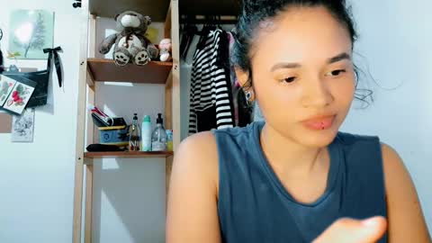 Snapshot of melissa_and_carol chatting on March 2026 05:08:01 PM Carol - Dany online show from March 2026 05:08:01 PM