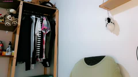 Snapshot of melissa_and_carol chatting on March 2026 05:23:02 PM Carol - Dany online show from March 2026 05:23:02 PM