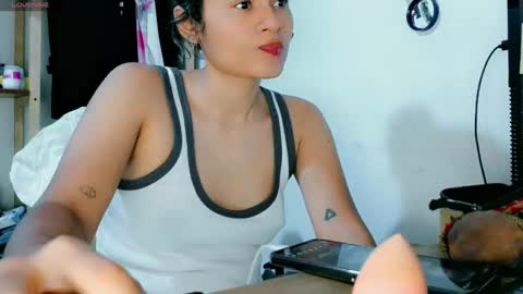 Snapshot of melissa_and_carol chatting on April 2026 05:03:01 PM Carol - Dany online show from April 2026 05:03:01 PM