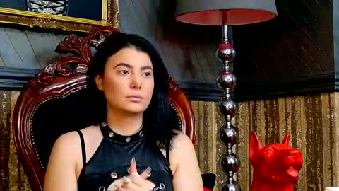 Snapshot of melissa_glow chatting on November 2025 12:48:01 PM Melissa online show from November 2025 12:48:01 PM