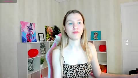 Snapshot of melissa_moooree chatting on February 2025 02:21:01 PM melissa_moooree online show from February 2025 02:21:01 PM