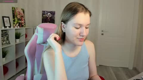 Snapshot of melissa_moooree chatting on March 2025 02:29:01 PM melissa_moooree online show from March 2025 02:29:01 PM