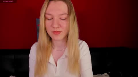 Snapshot of melissa_moooree chatting on September 2025 08:27:01 AM melissa_moooree online show from September 2025 08:27:01 AM