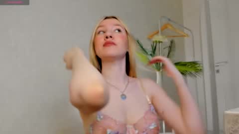 melissa_moooree online show from March 2026 01:22:02 AM