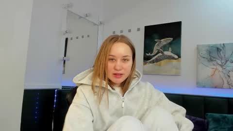 melissa_new22 online show from December 2025 01:13:02 AM