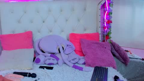 Snapshot of melissa_walker_ chatting on February 2025 07:09:01 PM Meli online show from February 2025 07:09:01 PM